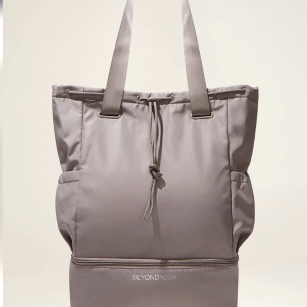 NEW Beyond Yoga Convertible Backpack Gym Bag